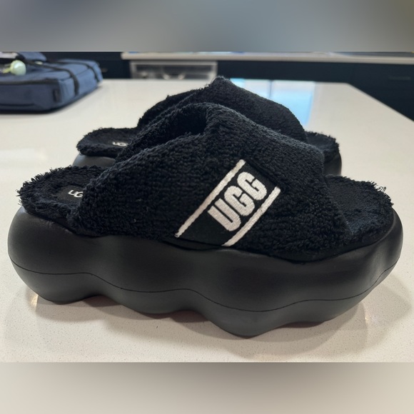 UGG Women’s Sugarcloud Slide Sandals In Black Size 10 MSRP $150 - Picture 6 of 12
